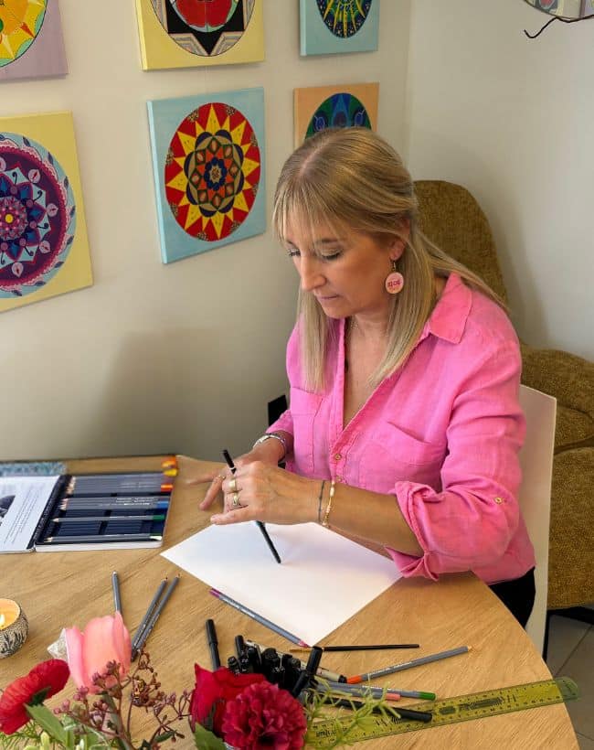 melisa-alberich-atelier-mandala Explorer ta créativité avec Mélisa Alberich, art-thérapeute à Verniolle